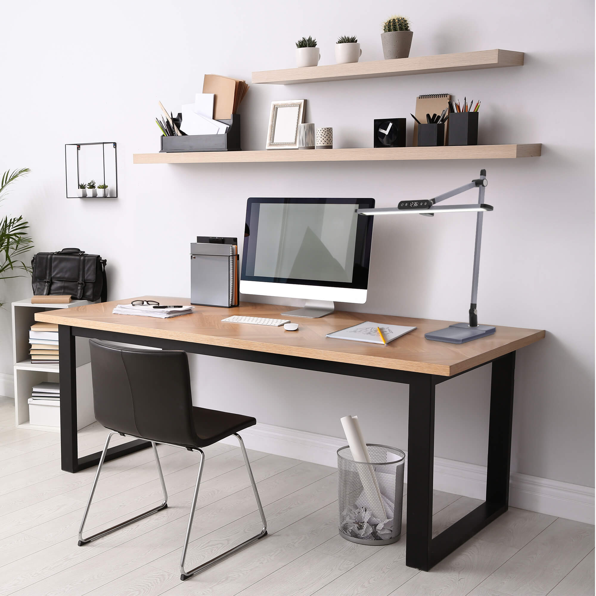 Atlas LED Architect Lamp