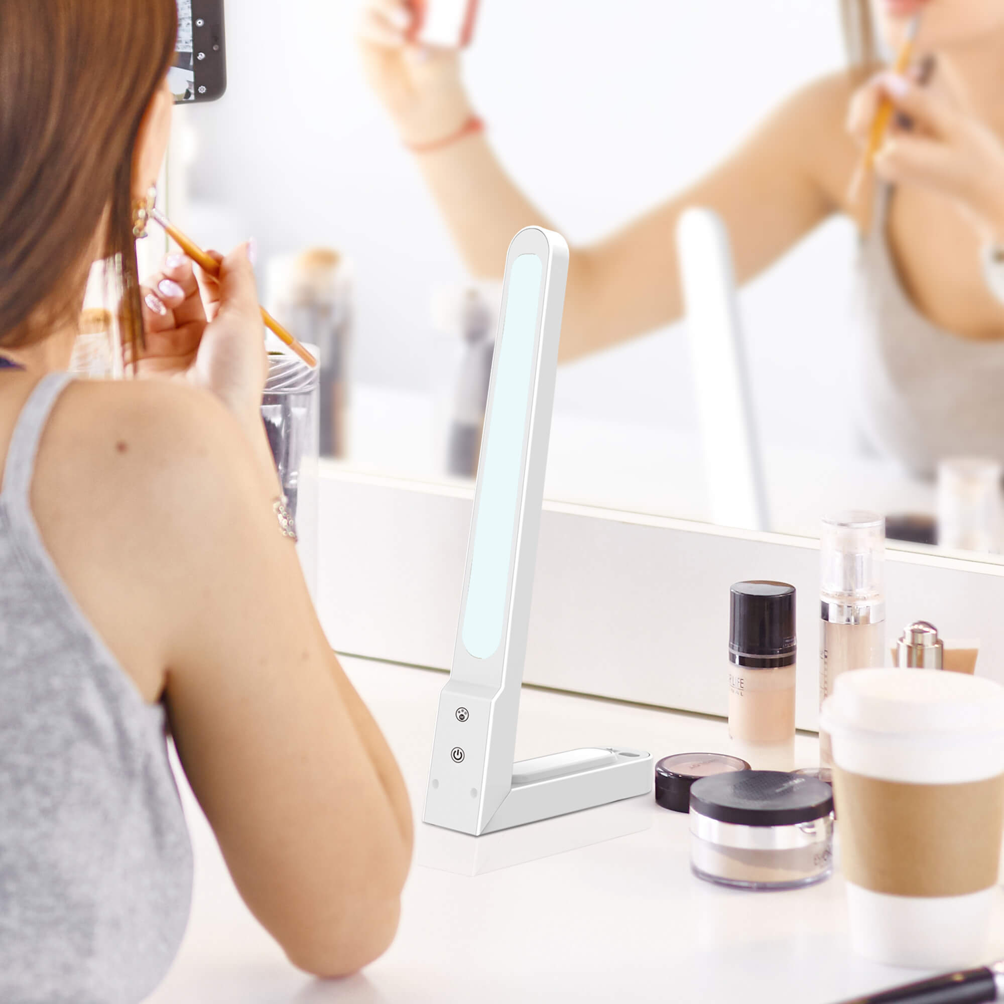 Leia LED Multifunctional Desk Lamp