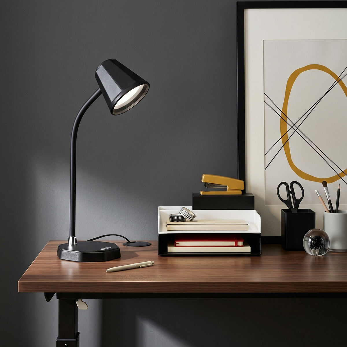 Casper Gooseneck Desk Lamp
