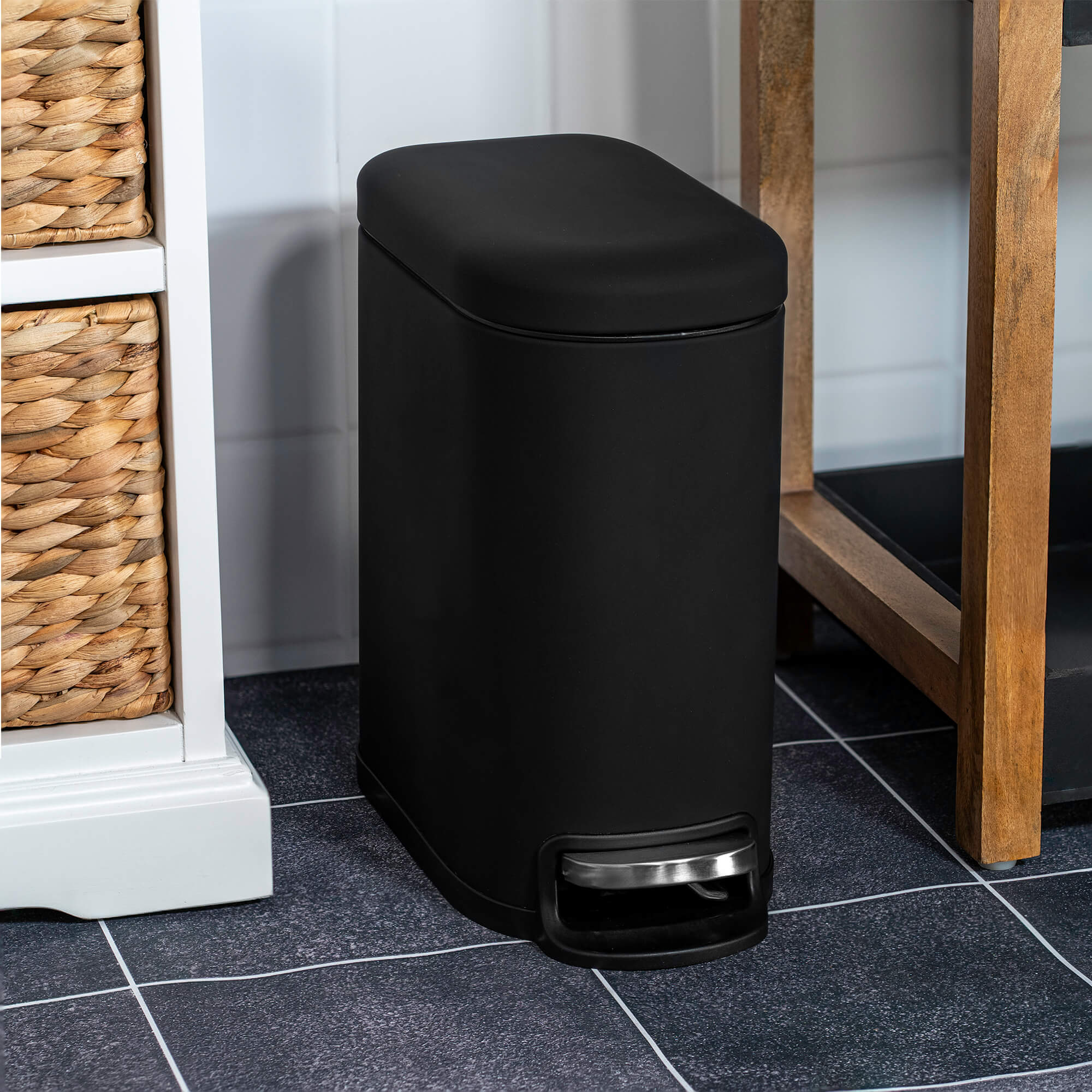 #color_Soft Touch Black